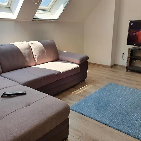 Pinkoczi Apartmanhaz شقة *
