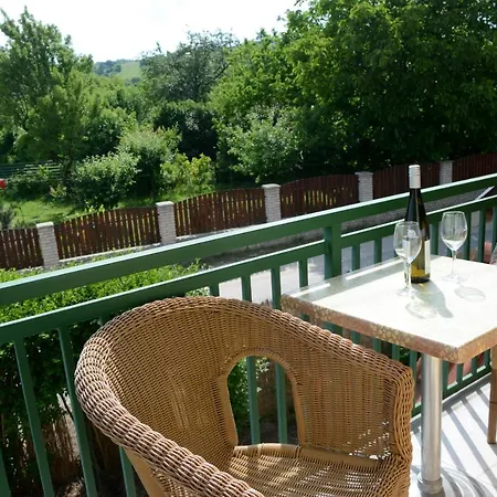 شقة Pinkoczi Apartmanhaz