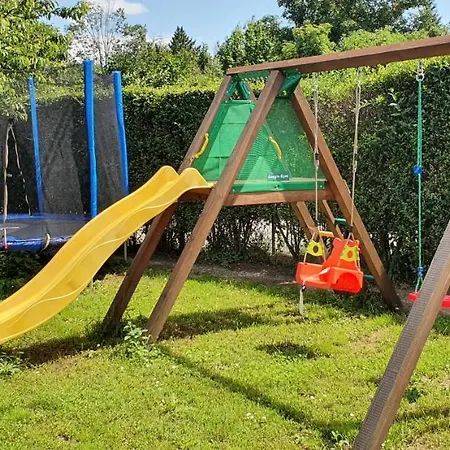 Pinkoczi Apartmanhaz *